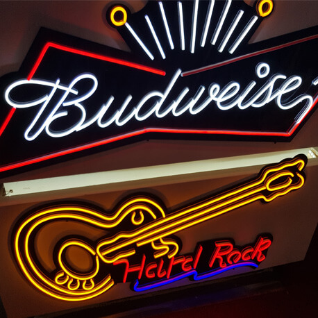 Budweiser Taxi And Neon Sign - Amico Technology International