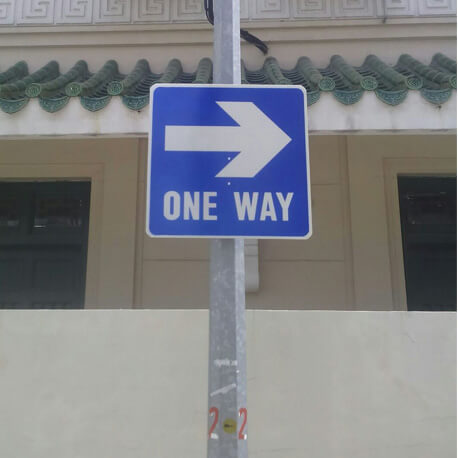 One Way Solar Road Sign - Amico Technology International